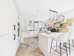 Kitchen/Diner- click for photo gallery